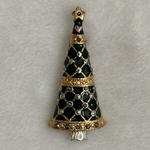 Vintage Christmas tree brooch